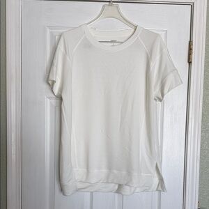Women's slightly off White Short Sleeve Top